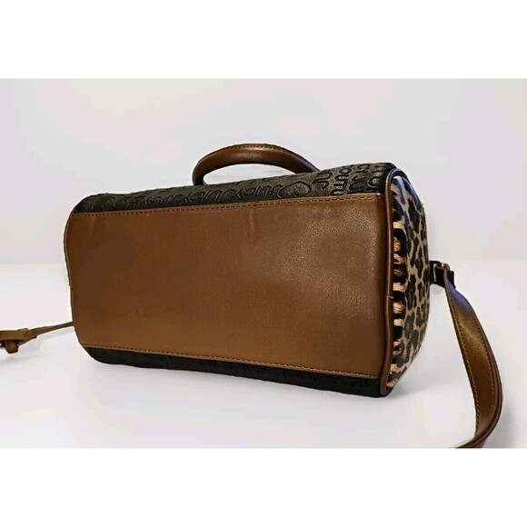 JUICY COUTURE Bag Bestsellers Fame Satchel w/ Crossbody Strap, Black Quilted NWT - Picture 7 of 9